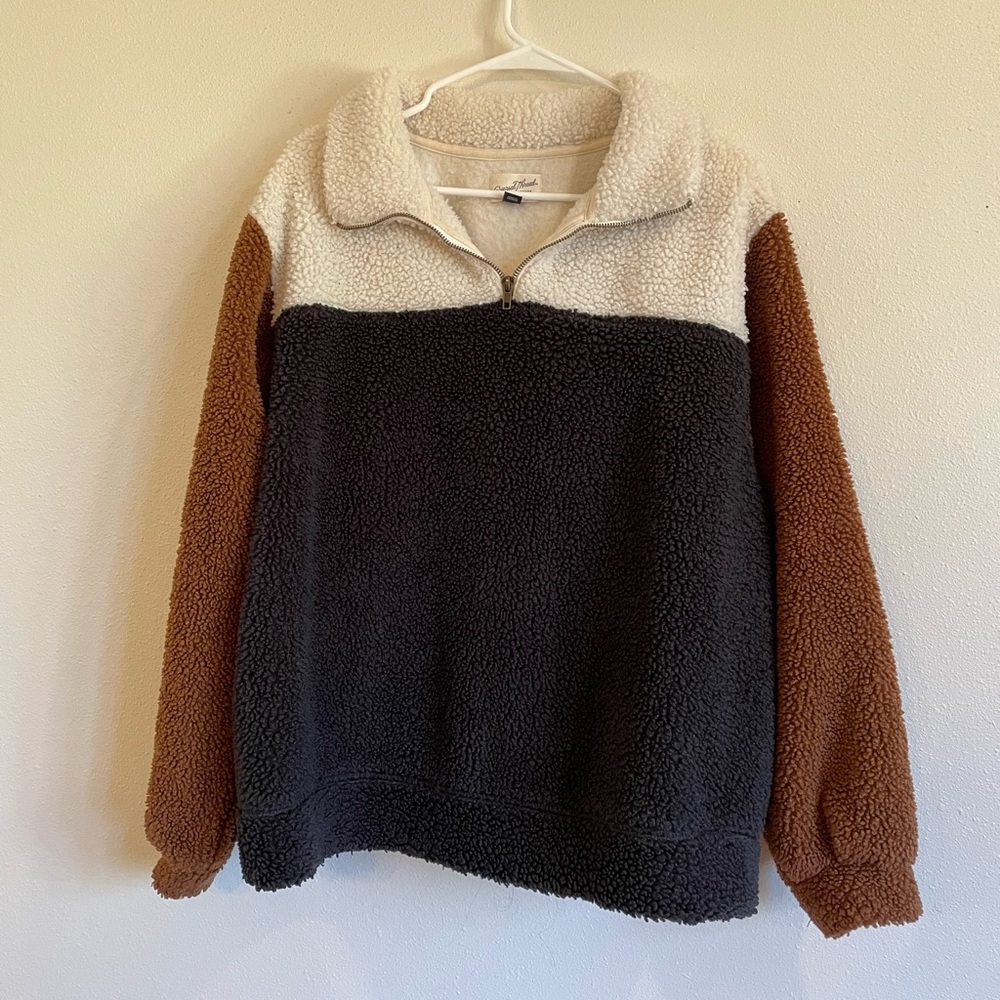 Universal Threads Sherpa Sweater